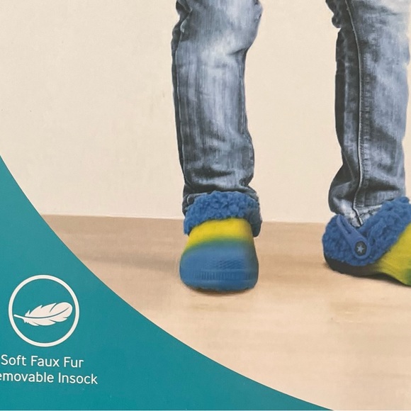 NWT Children’s Warm Lined Clogs-size 11/12 - Picture 6 of 6